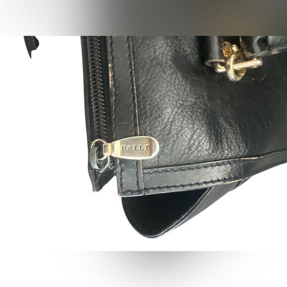 BALLY Boston Bag with Strap - Picture 7 of 14